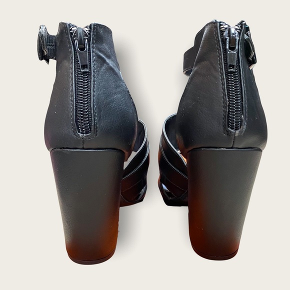 🆕 Qupid New/No Box Black Block Heel Ankle Strap Sandal [Size 8.5] - Picture 4 of 11